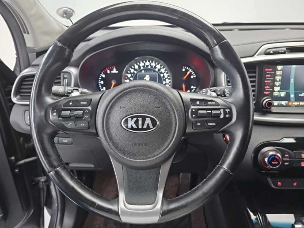 KIA Sorento - Vista 7