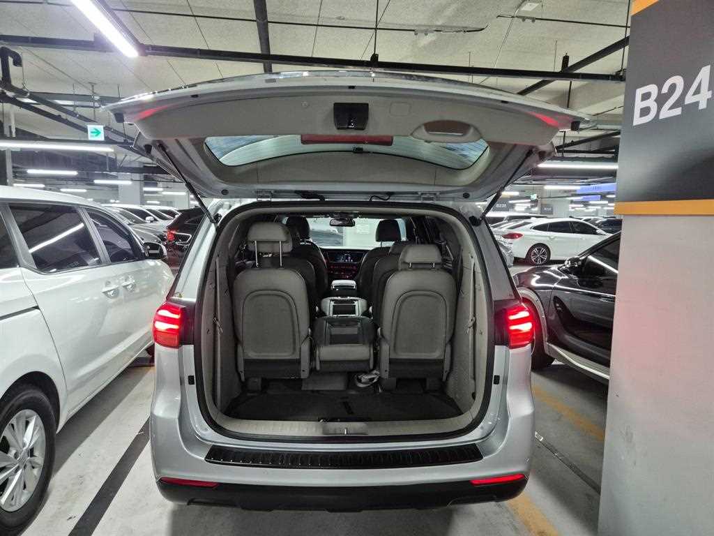 KIA Carnival 2020 Gris - Importación desde Corea - HF Imports Iquique - Foto 20