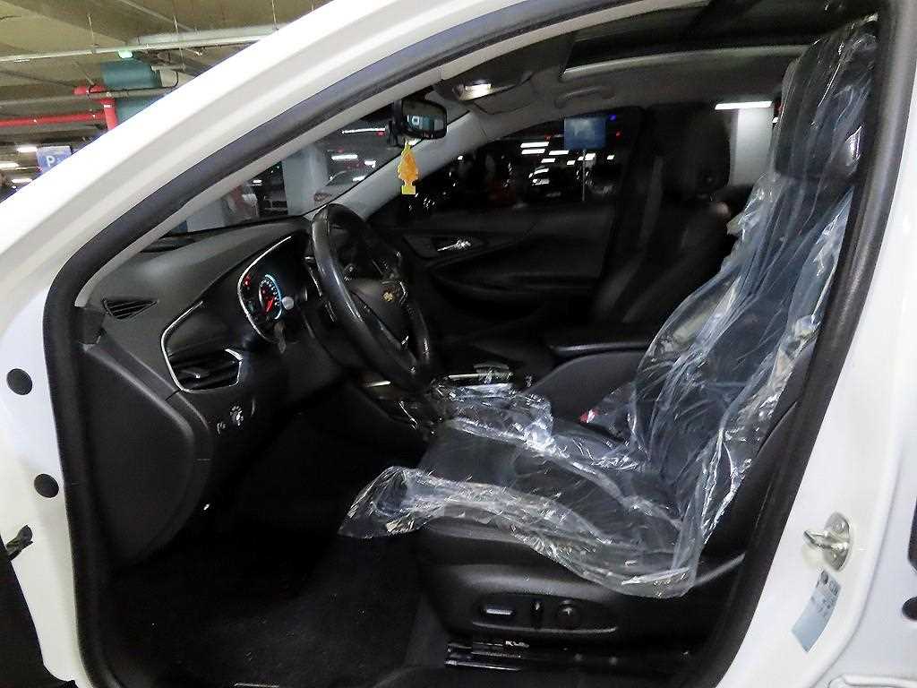 Chevrolet Malibu - Vista 6