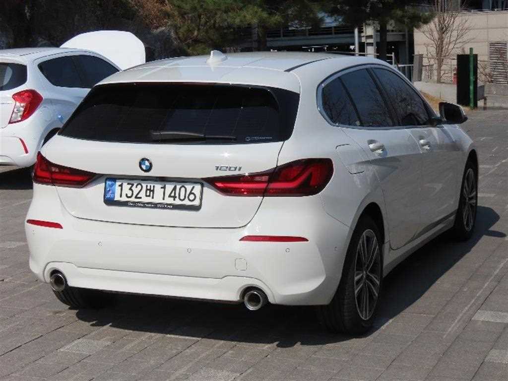 BMW 1 series - Vista 3