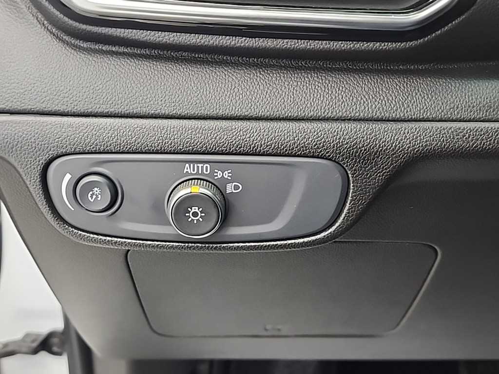 Chevrolet Bolt 2022 Blanco - Importación desde Corea - HF Imports Iquique - Foto 16