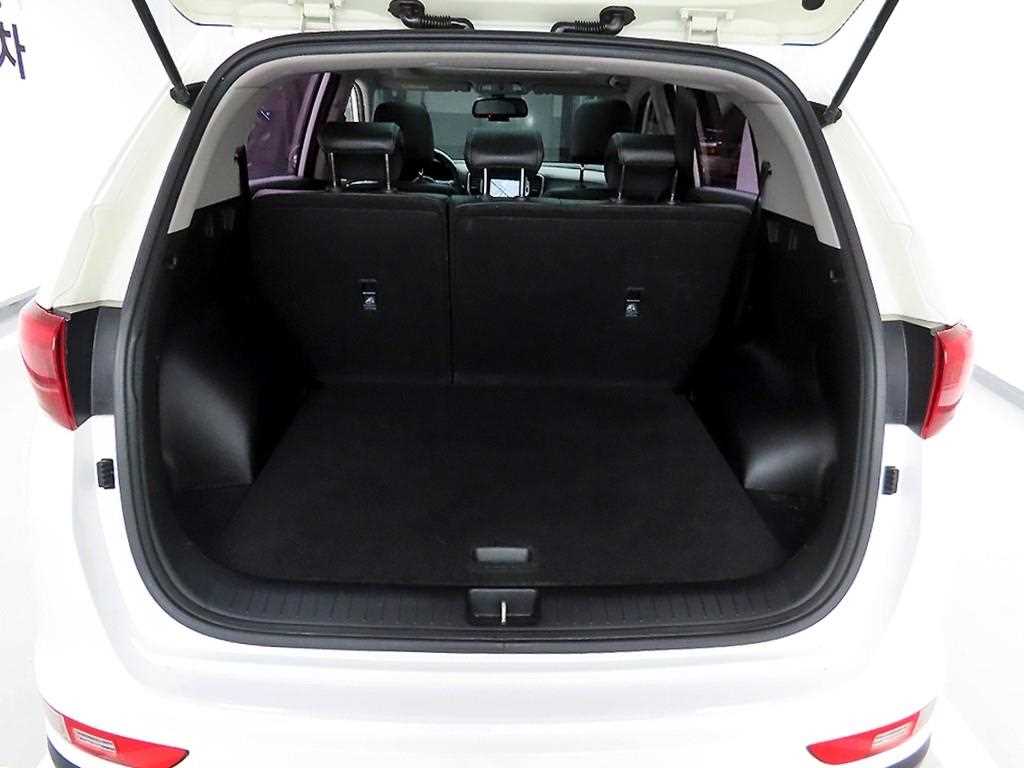 KIA Sportage - Vista 5