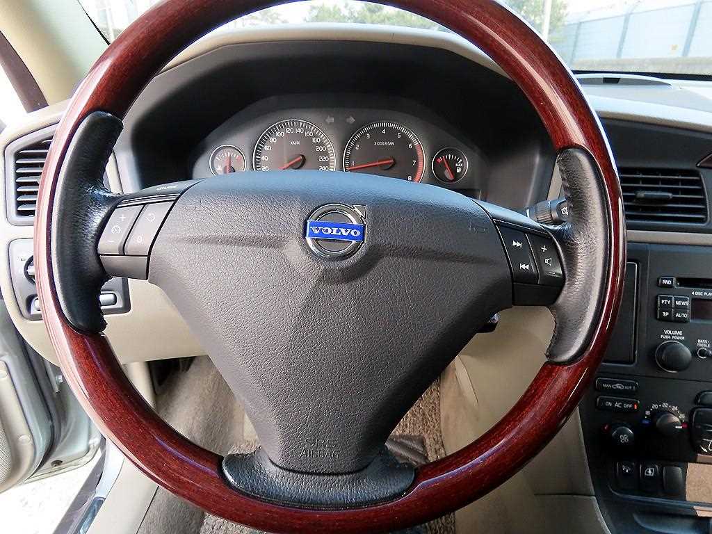 Volvo XC70 - Vista 8