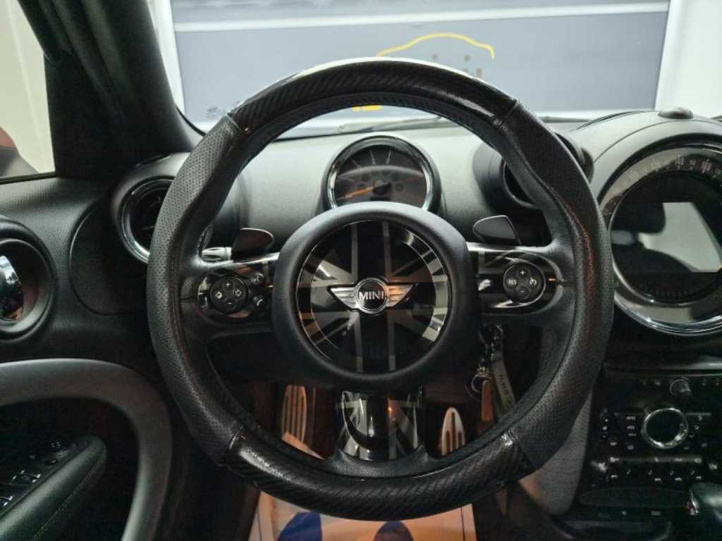 Mini Countryman - Vista 11