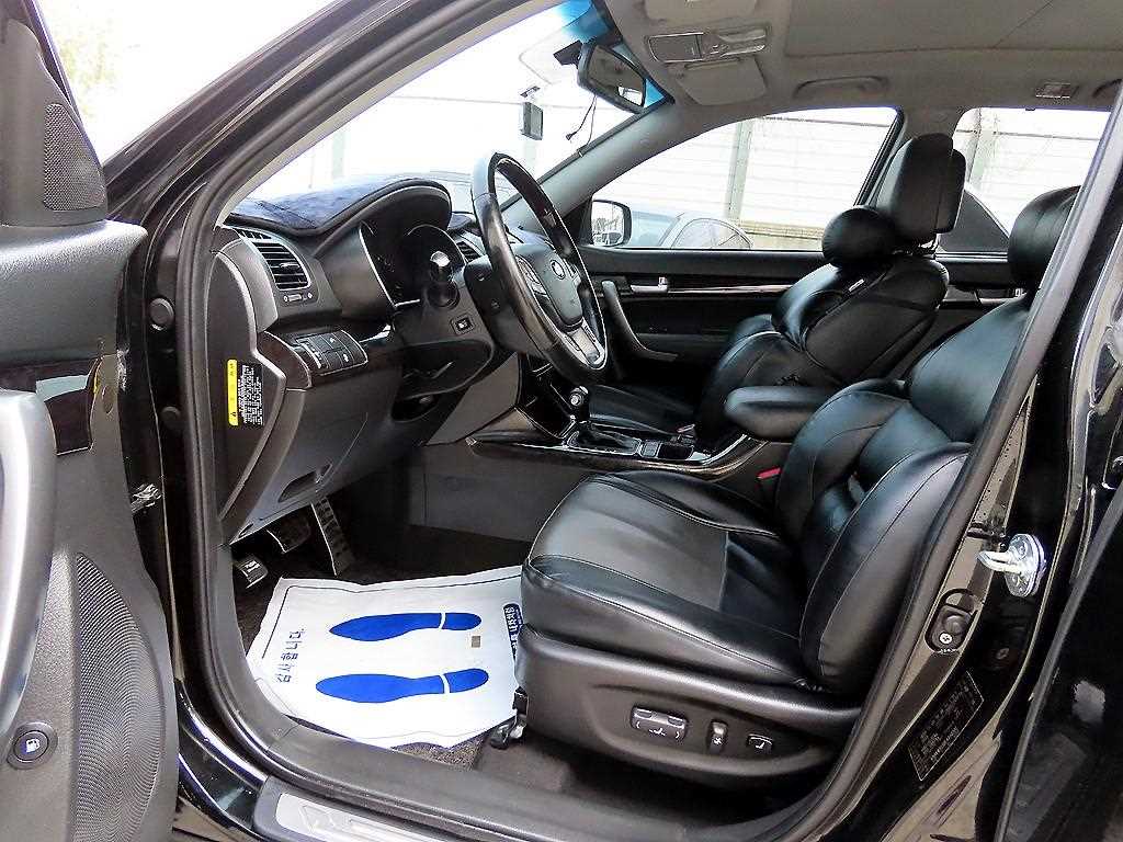 KIA Sorento - Vista 5