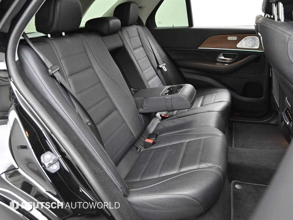 Mercedes Benz GLE Class - Vista 12