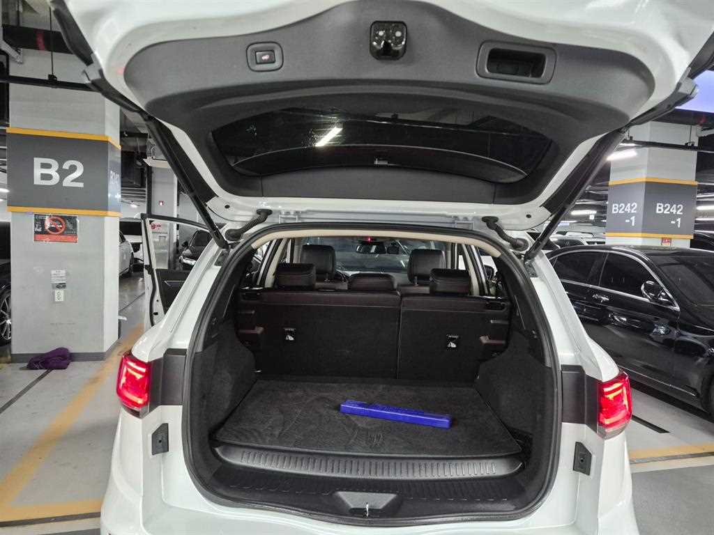 SAMSUNG QM6 2022 Blanco - Importación desde Corea - HF Imports Iquique - Foto 13