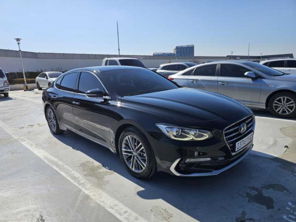 HYUNDAI Grandeur - Vista 5