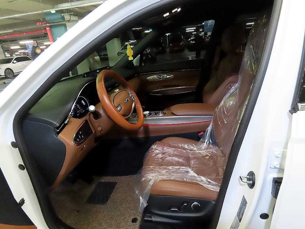 Genesis GV70 - Vista 7