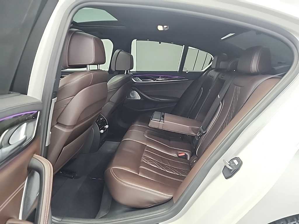 BMW 5 Series - Vista 12