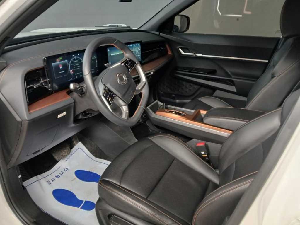 Ssangyong Torres - Vista 6