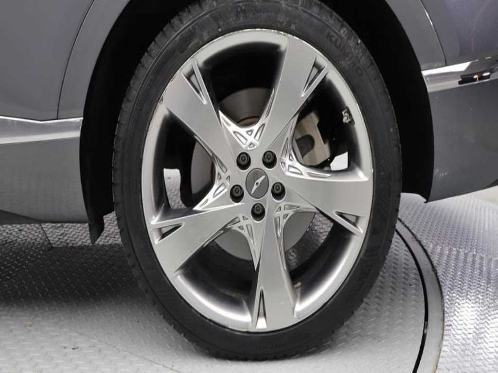 Genesis GV80 - Vista 6