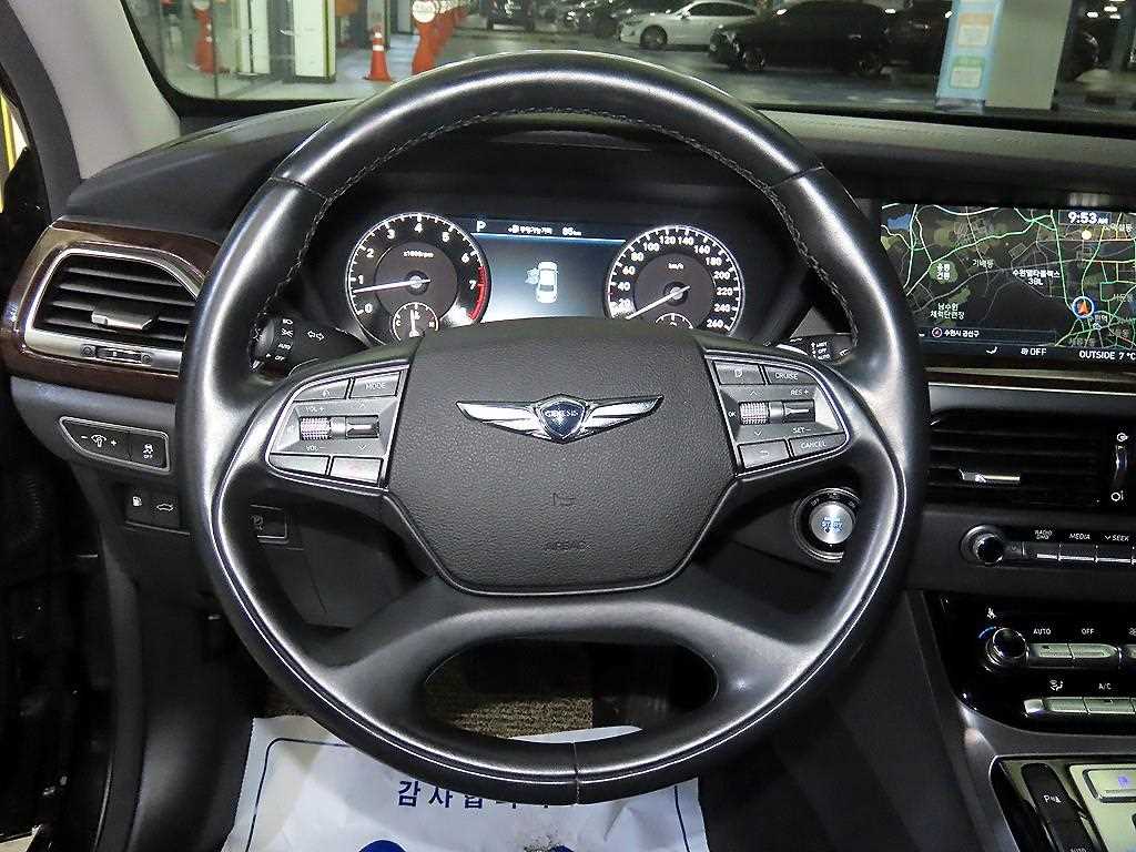 Genesis EQ900 - Vista 8