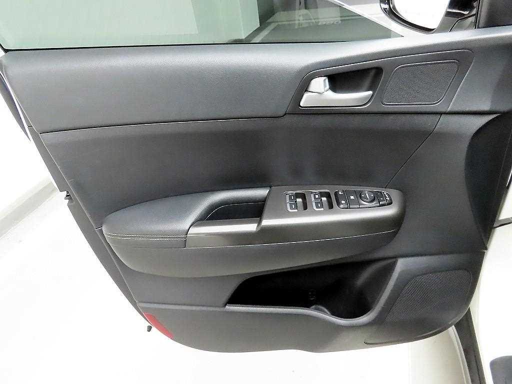 KIA Sportage - Vista 11