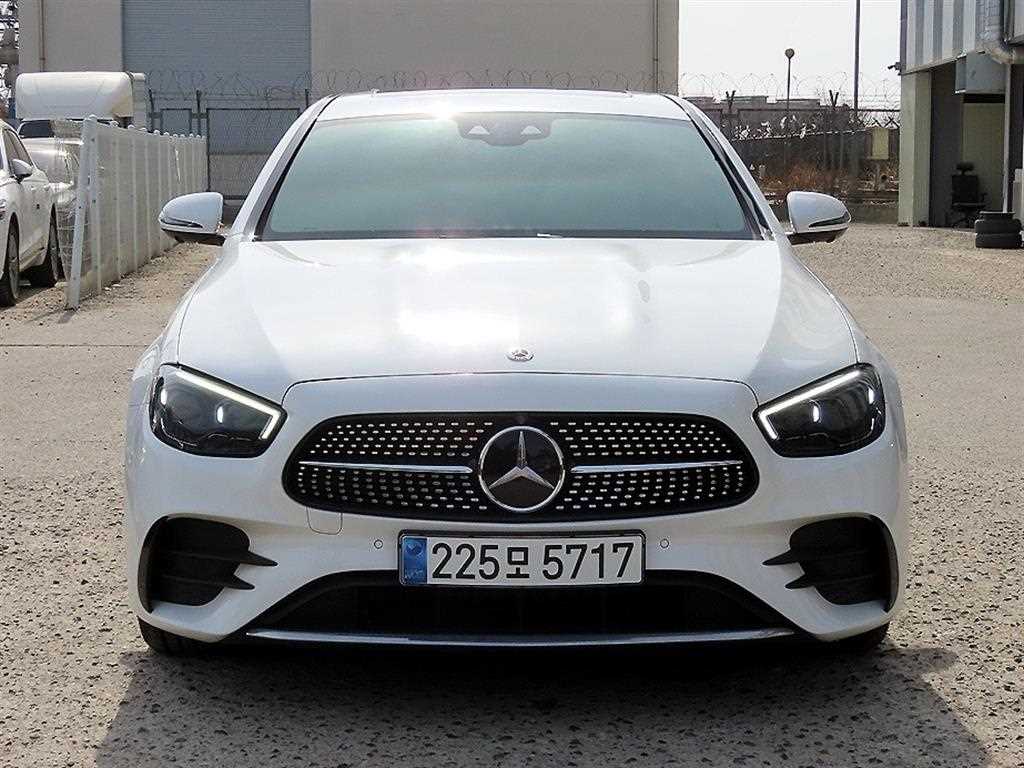Mercedes Benz E class 2021 Blanco - Importación desde Corea - HF Imports Iquique - Foto 1