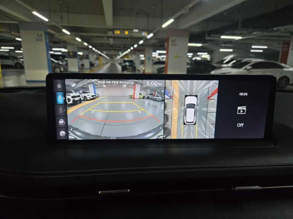 Genesis GV70 - Vista 12