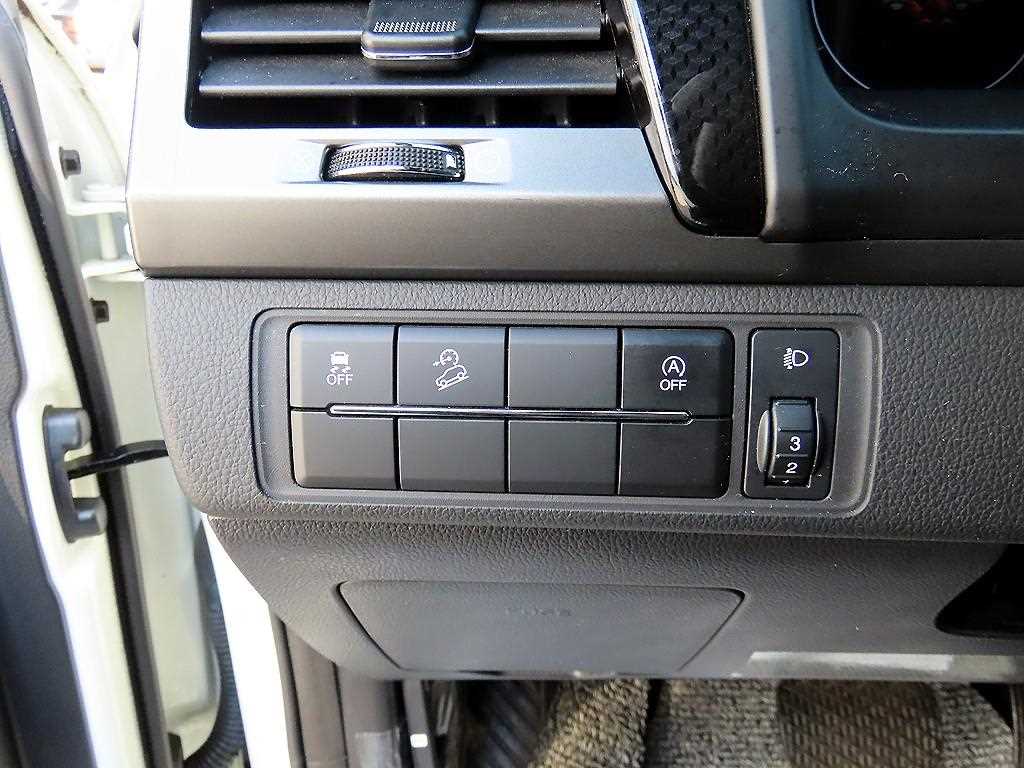 Ssangyong Rexton 2023 Blanco - Importación desde Corea - HF Imports Iquique - Foto 13