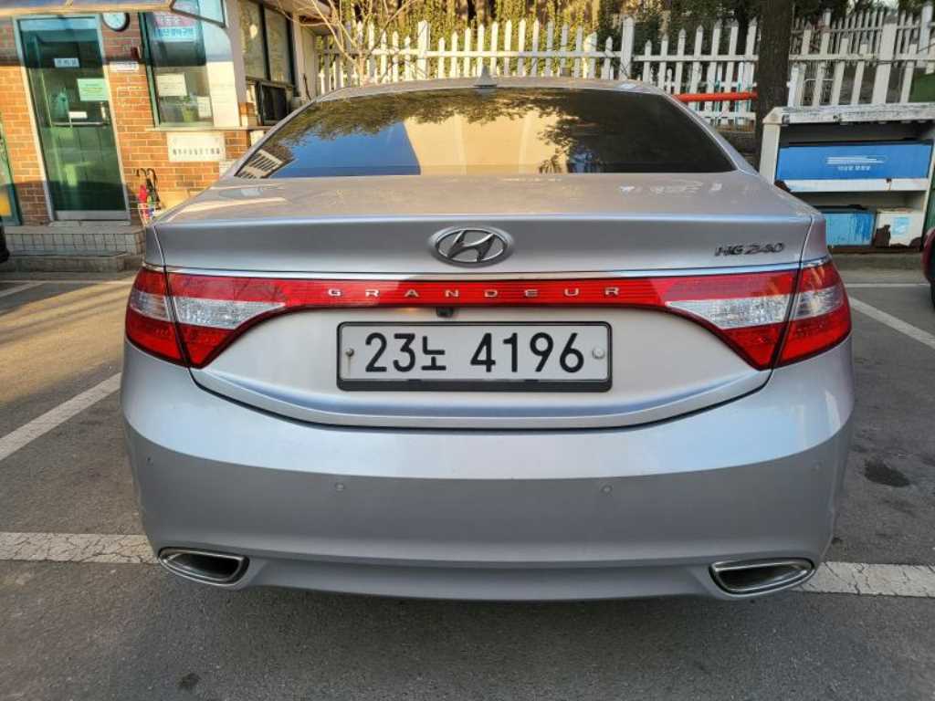 HYUNDAI Grandeur - Vista 2