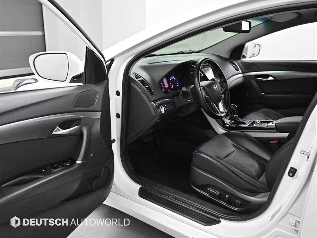 HYUNDAI i40 - Vista 11