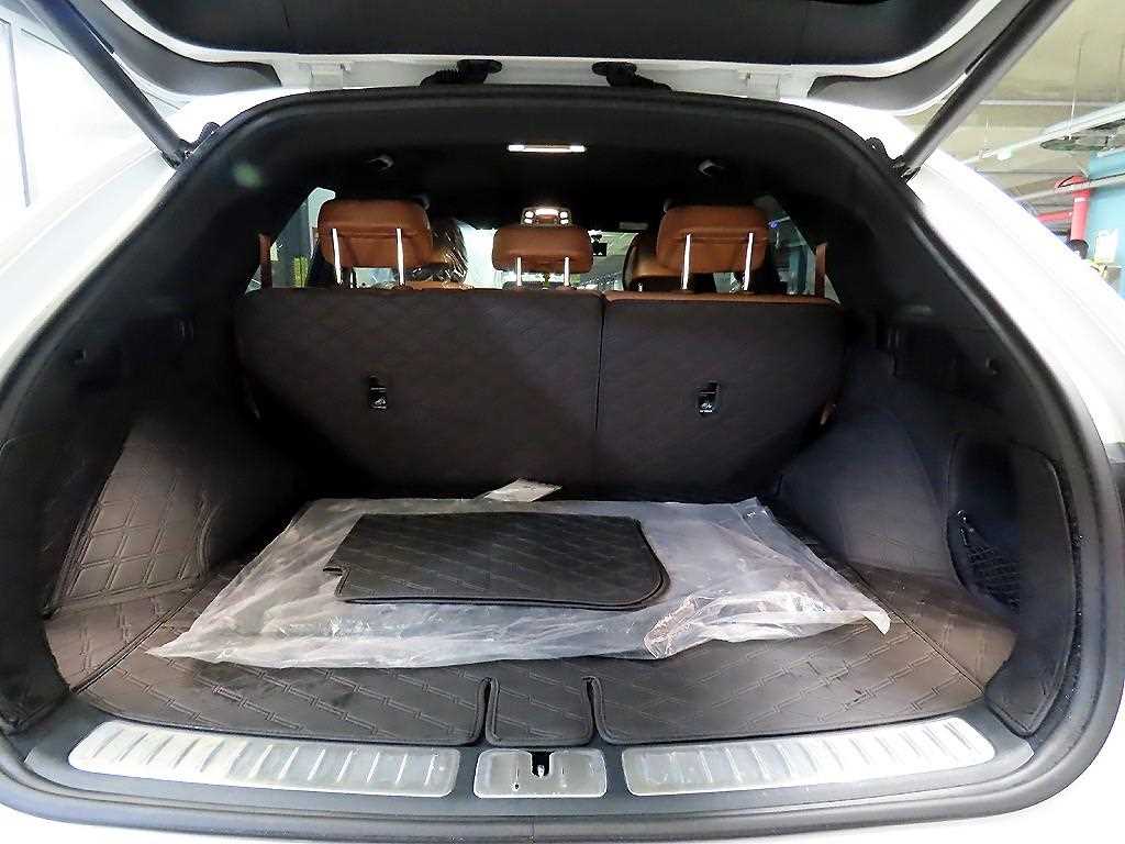 Genesis GV70 2024 Blanco - Importación desde Corea - HF Imports Iquique - Foto 16