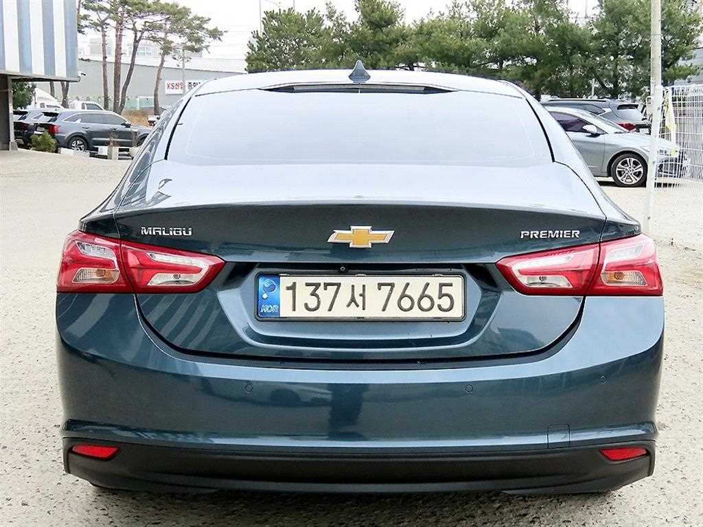 Chevrolet Malibu - Vista 4