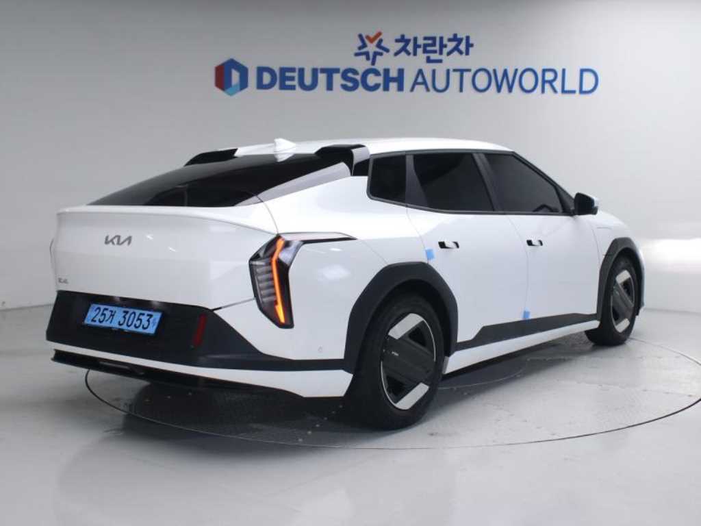 KIA EV4 - Vista 2