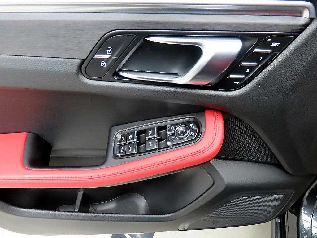 Porsche Macan - Vista 11