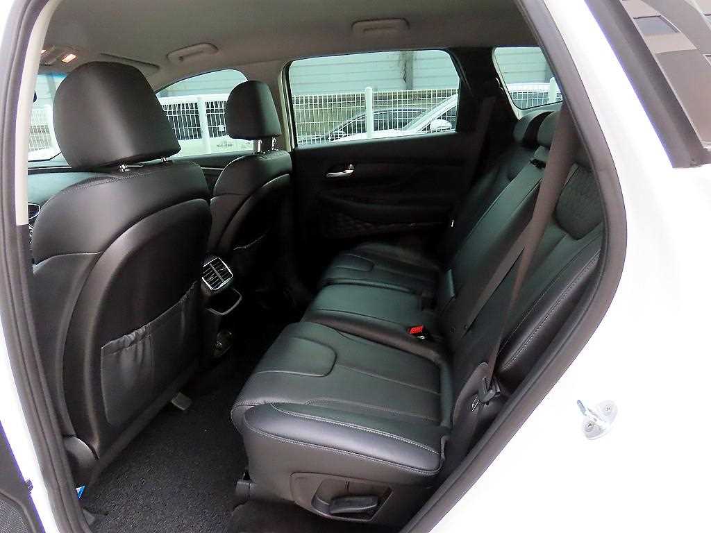 HYUNDAI Santa Fe - Vista 6