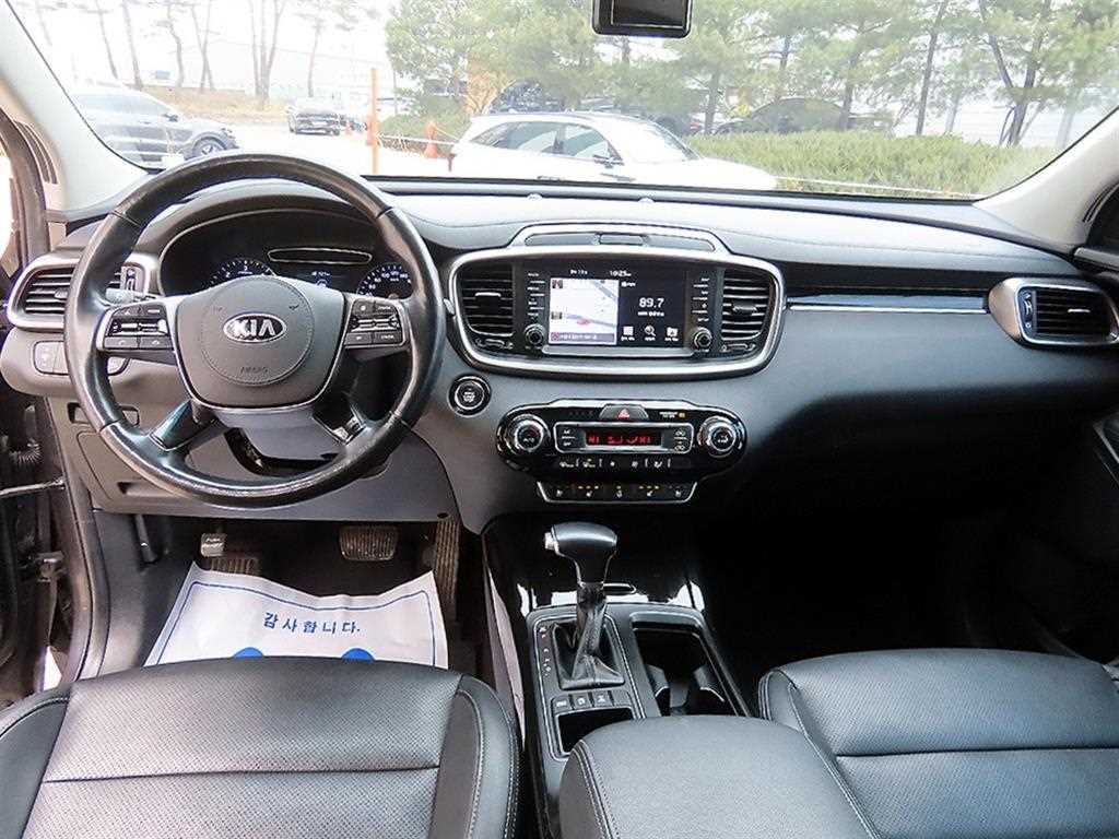 KIA Sorento - Vista 7