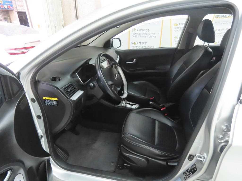 KIA Morning - Vista 5