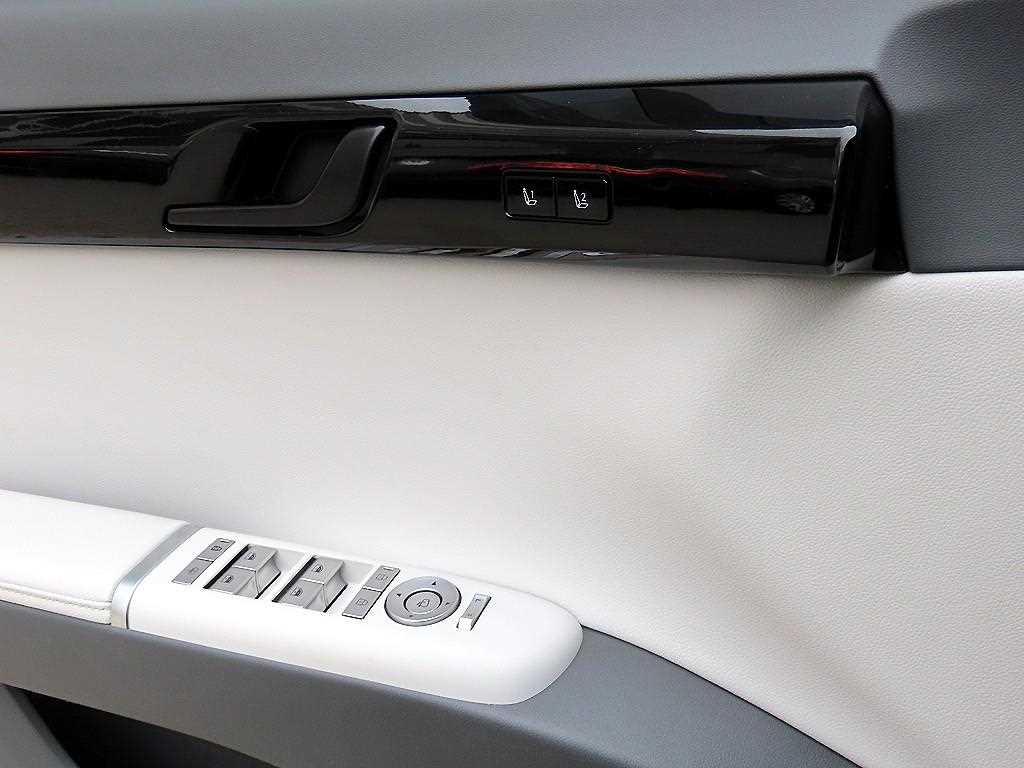 HYUNDAI Grandeur - Vista 11