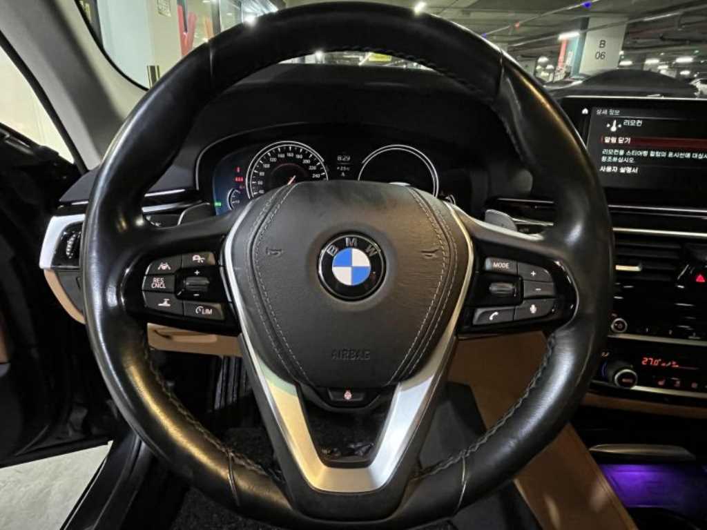 BMW 5 Series - Vista 8