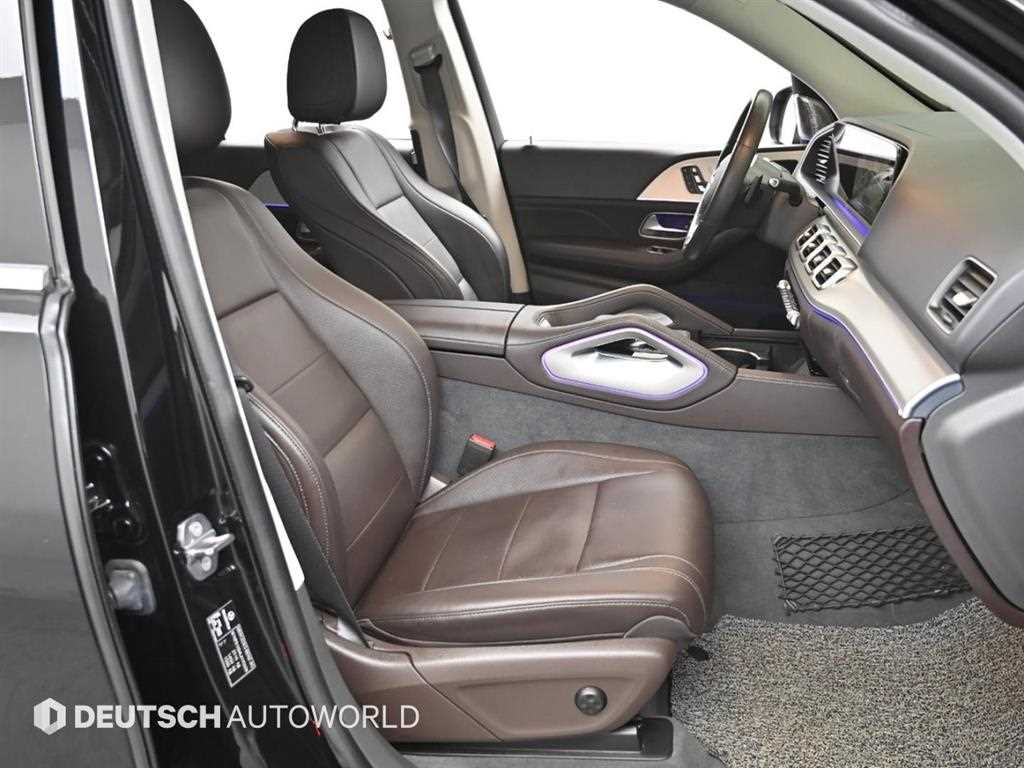 Mercedes Benz GLE Class - Vista 10