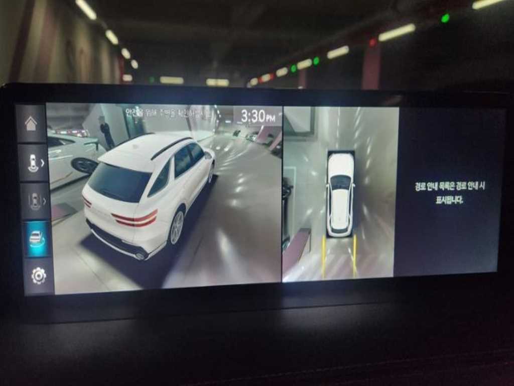 Genesis GV70 - Vista 9