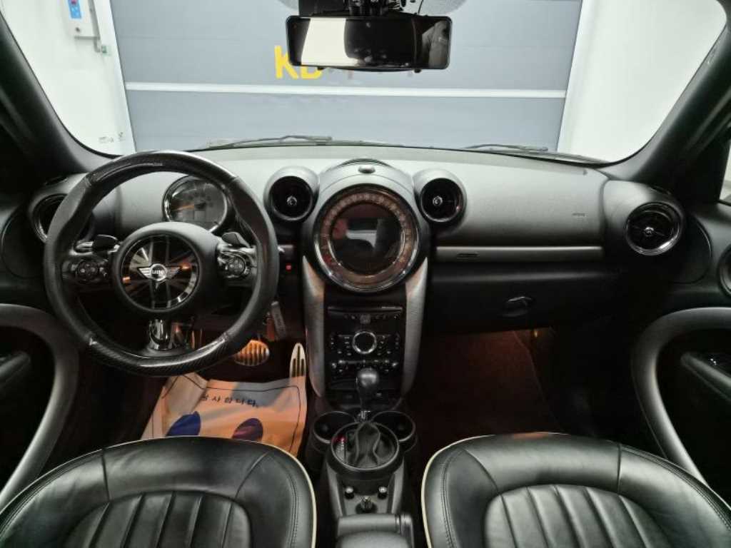Mini Countryman - Vista 7
