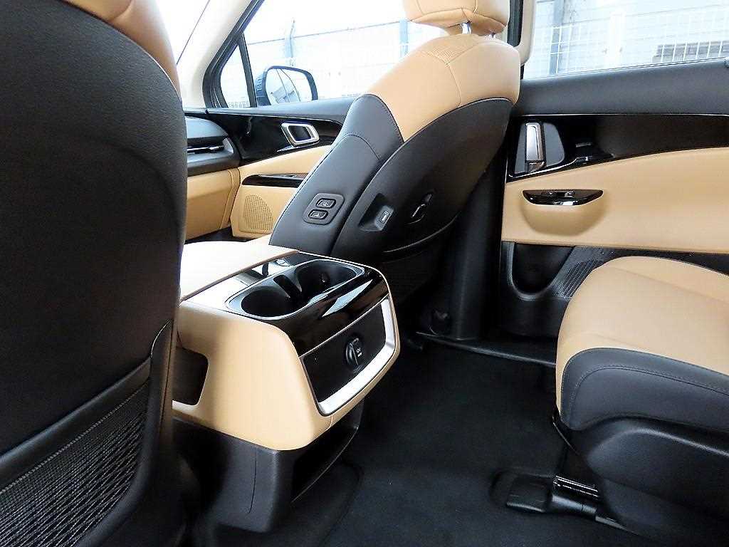 KIA Carnival 2023 - Importación desde Corea - HF Imports Iquique - Foto 15