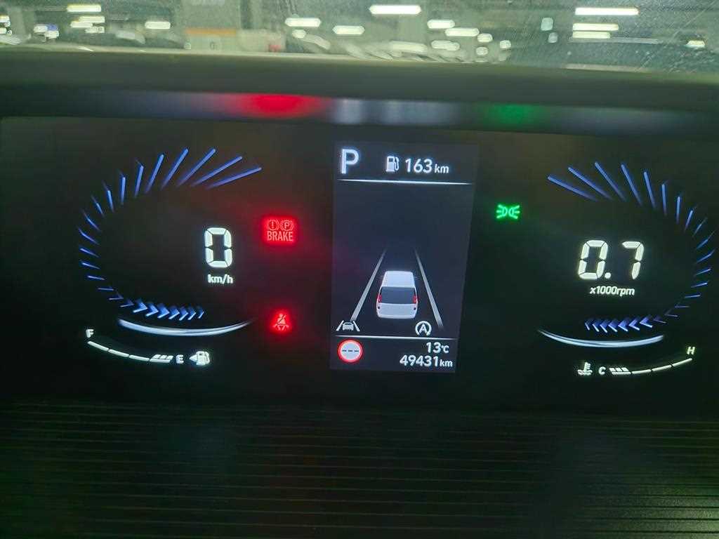 HYUNDAI Staria - Vista 6