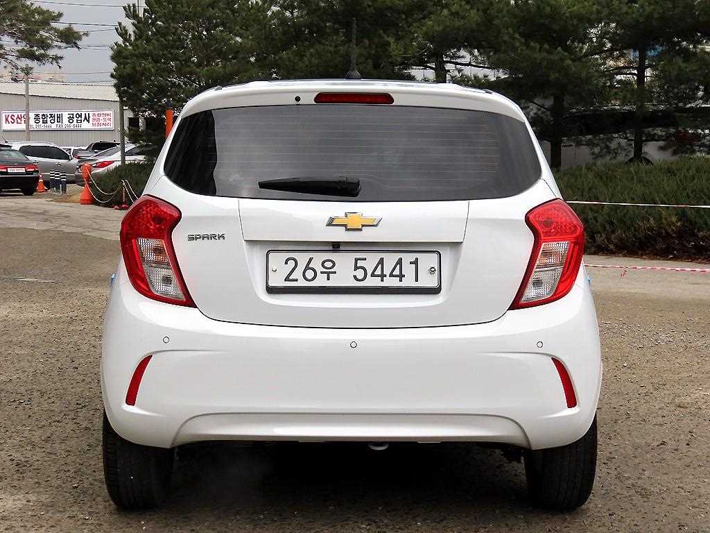 Chevrolet Spark - Vista 4