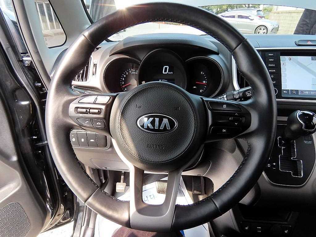 KIA Ray - Vista 8