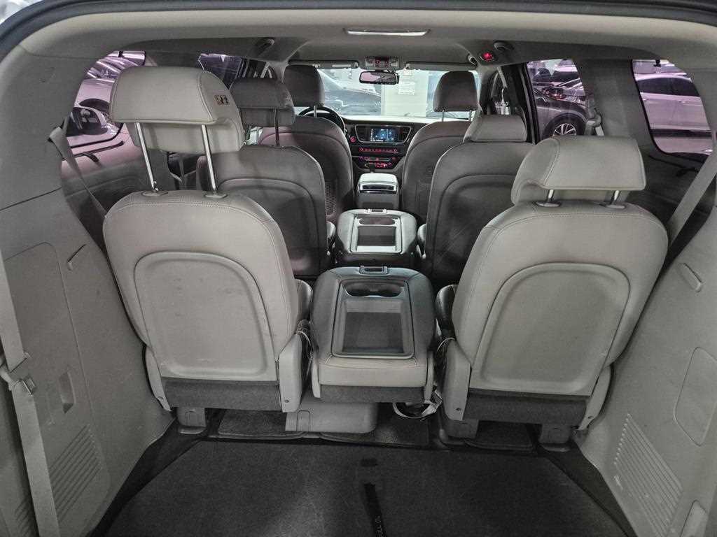 KIA Carnival 2020 Gris - Importación desde Corea - HF Imports Iquique - Foto 13