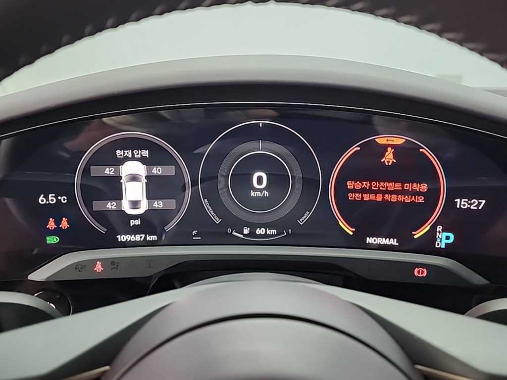 Porsche Taycan - Vista 6