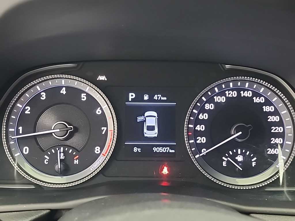 HYUNDAI Sonata - Vista 6