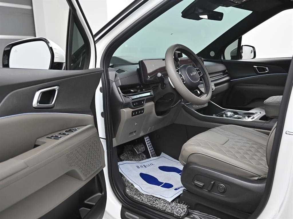 KIA Carnival - Vista 10