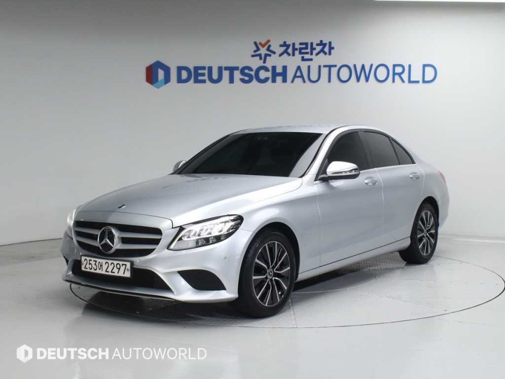 Mercedes Benz C Class 2019 Plateado - Importación desde Corea - HF Imports Iquique - Foto 1