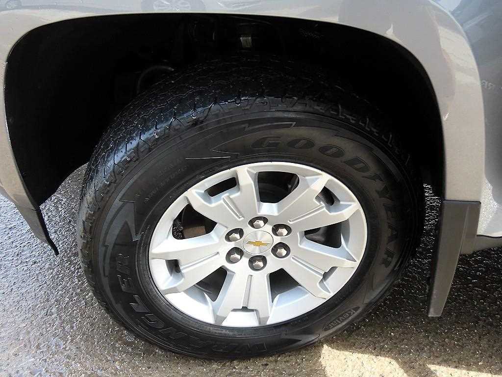 Chevrolet ?Colorado 2022 Gris - Importación desde Corea - HF Imports Iquique - Foto 18