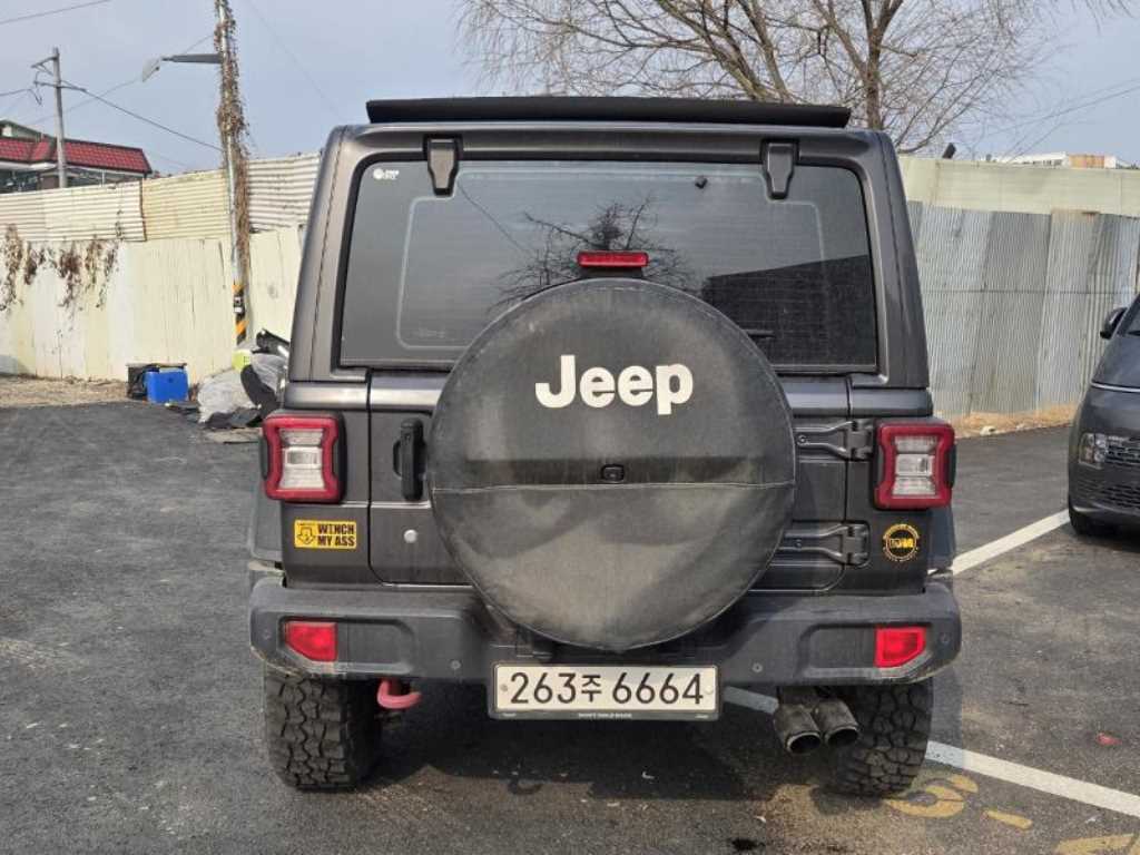 Jeep Wrangler - Vista 3