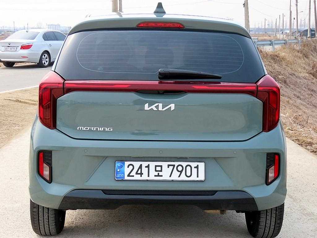 KIA Morning - Vista 4