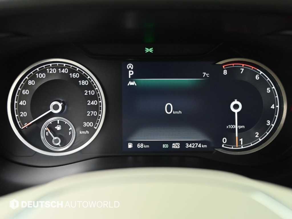 Genesis G70 - Vista 8