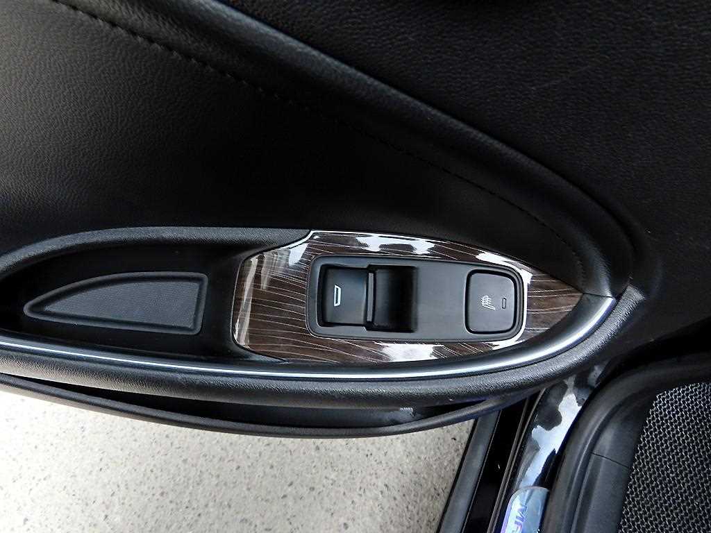 Chevrolet Malibu 2017 Negro - Importación desde Corea - HF Imports Iquique - Foto 16