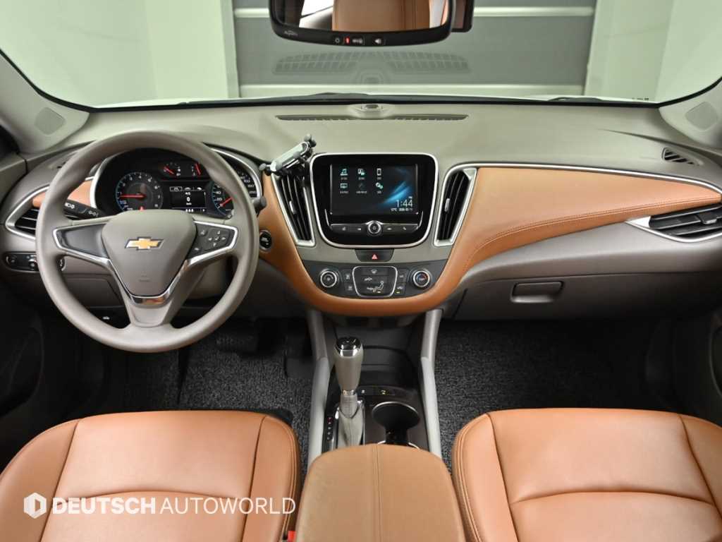 Chevrolet Malibu - Vista 7